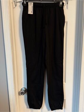 No boundaries men’s jogger pants